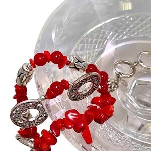 Elegant Red Beaded Bracelet with Silver Accents